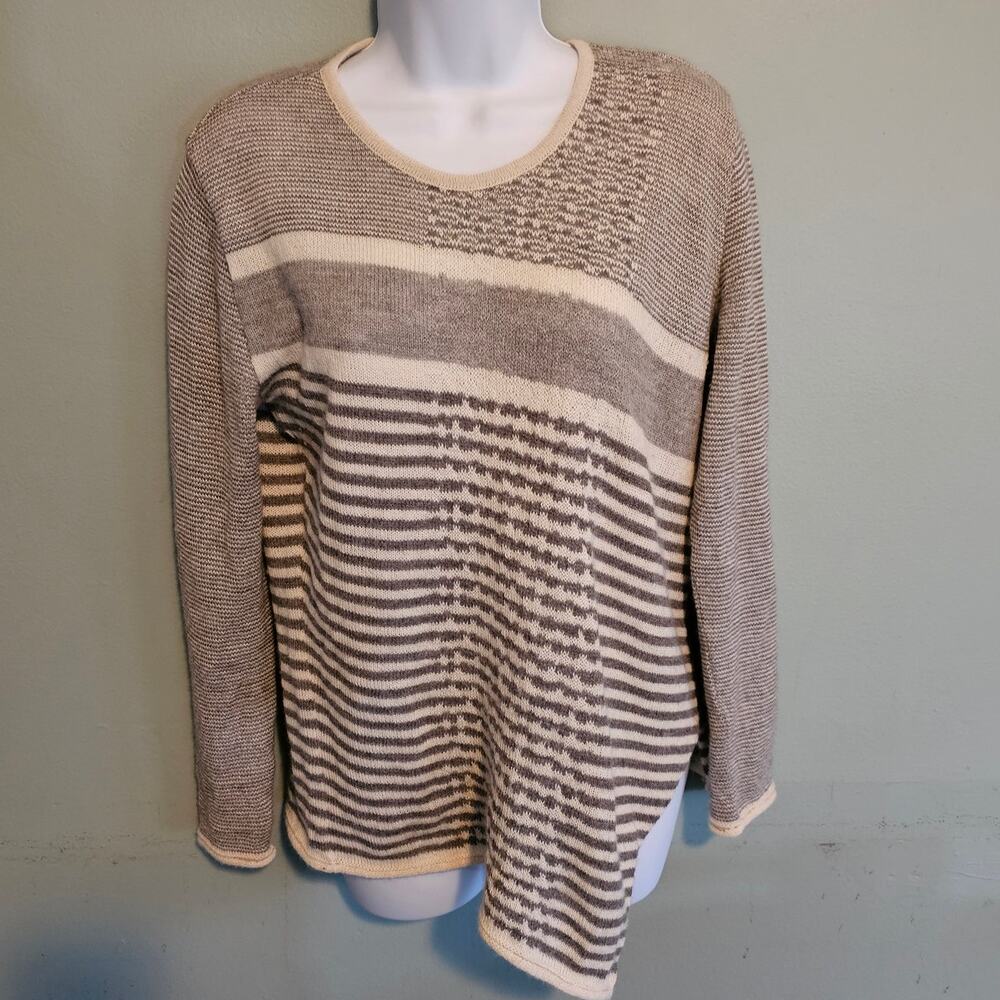 Sol Alpaca Striped Asymmetrical Hem Sweater Gray & White Wool size Medium
